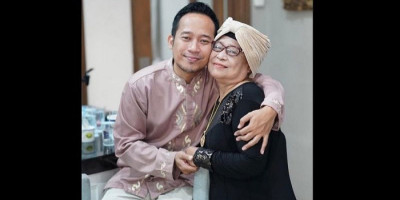 Kabar Duka, Ibunda Denny Cagur Meninggal Dunia
