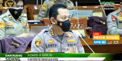 Kata Moeldoko, Jokowi Sudah Nilai Listyo Sigit dari Dekat dan Jauh