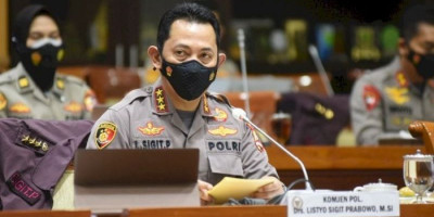 Mahfud MD Sebut Janji Listyo Sigit yang Penting dan Dapat Tepuk Tangan Meriah
