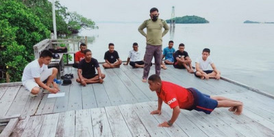 Persiapkan Putra Daerah Jadi Prajurit TNI AL, Yonmarhanlan XIV Sorong Bina Pemuda Pemudi