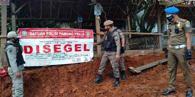 Satpol PP Tangsel Segel Rumah Makan Milik Mantan Anggota Dewan