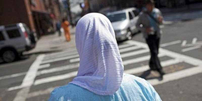 Siswi di Padang Dipaksa Pakai Jilbab, Begini Sikap Tegas Mas Nadiem