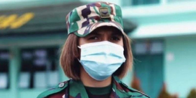 Berambut Pirang Disangka Dicat, Prajurit Kowad Ini Sempat Ditegur Atasan