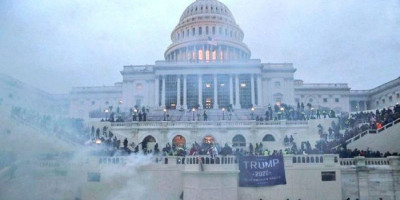 Memudarnya Demokrasi Amerika Serikat