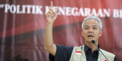 Gubernur Ganjar Siapkan Aturan Warga Jateng Dilarang Keluar Rumah di Akhir Pekan