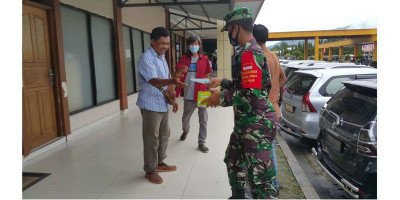 Lanud Silas Papare Gelar Operasi Penegakan Protokol Kesehatan untuk Mencegah Covid-19