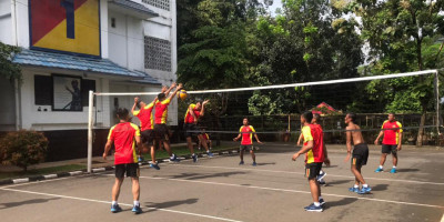 Yontankfib 1 Marinir Gelar Olahraga Bersama 