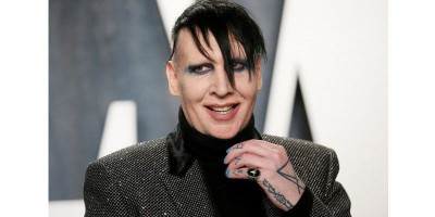 Tuduhan Kekerasan Bikin Marilyn Manson Dipecat Label 
