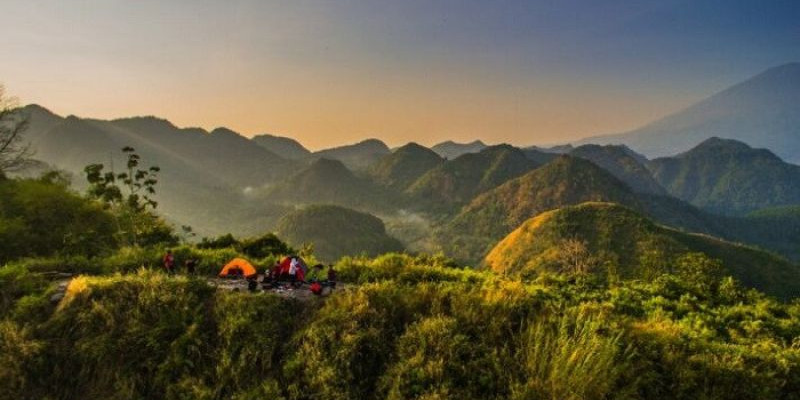 Bukit Sanghyangdora, Destinasi Menawan yang Instagramable
