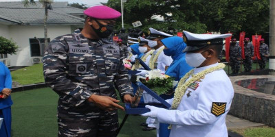 Danyonif 2 Marinir Pimpin Upacara Purna Tugas Dan Pelepasan Prajurit Terbaiknya
