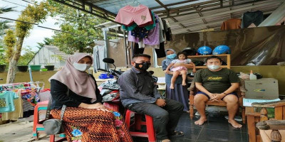 Danyon Roket 1 Marinir Kunjungi Prajurit yang Sakit Stroke