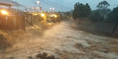 Waspada Banjir, Bendung Katulampa Siaga Tiga