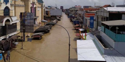 Kali Cipunagara Meluap, Warga Pamanukan Terpaksa Mengungsi
