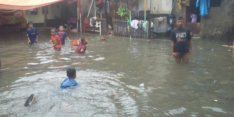 Banjir Rendam Sejumlah Wilayah di Jakarta, Ketinggian Air Hingga 150 Sentimeter