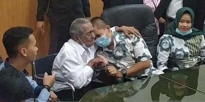 Kasus Anak Gugat Ayah Rp 3 Miliar Berakhir Damai