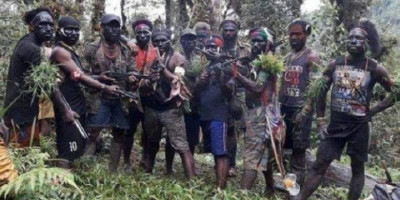 Lindungi Warga Papua, Pemerintah Tak Akan Berkompromi dengan KKB