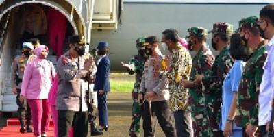 Kapolri Apresiasi Program Kampung Tangguh Balla Ewako