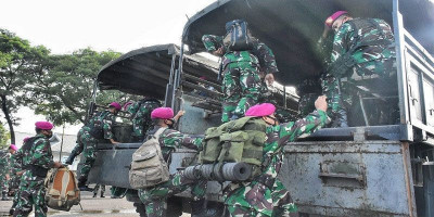 Semakin Mengkhawatirkan, Yonbekpal 2 Mar Pasmar 2 Berangkatkan Satgas PAM Covid-19