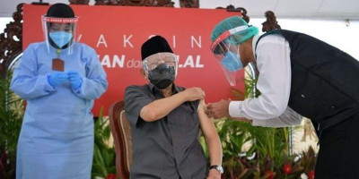 Ikut Vaksinasi Covid-19, Wapres Beri Contoh Baik Bagi Kelompok Lansia 