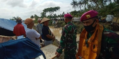 Asops Dankormar Telusuri Lokasi Banjir