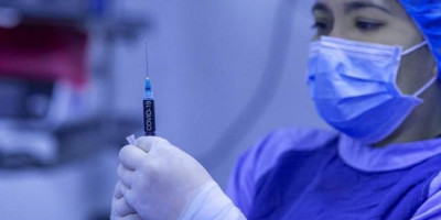 Siloam Hospitals Jember Gelar Edukasi Vaksinasi pada Lansia 