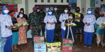 Membantu Warga Masyarakat Terdampak Banjir
