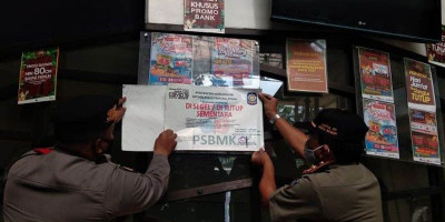 Melanggar PPKM, 18 Tempat Usaha di Bekasi Disegel