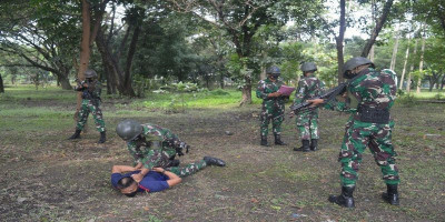 Pengurusan Tawanan Perang Oleh Polisi Militer 2 Marinir Pasmar 2
