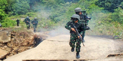 Tingkatkan Naluri Tempur, Prajurit Yonmarhanlan XIII Tarakan Laksanakan Latihan Satuan Dasar TW I Tahun 2021