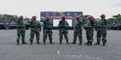 Komandan Pasmar 1 Pimpin Sertijab Empat Jabatan Komandan Kolak Pasmar 1 