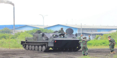 Prajurit Yonranratfib 2 Mar Pasmar 2 Asah Keterampilan Mengemudi Ranpur Aspek Darat