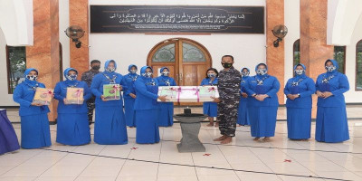 Jalasenastri Korps Marinir: Kebersihan Adalah Sebagian Dari Iman