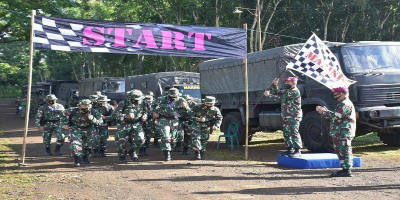 Di Purboyo,  Para Dansat Marinir Adu Kemampuan Dalam Lintas Medan