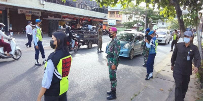 Yonmarhanlan IV Galakkan Operasi Gabungan Disiplin Protokol Kesehatan Covid-19 