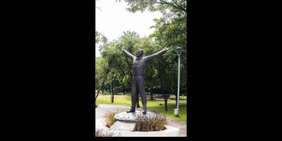 Peresmian Patung Yuri Gagarin di Taman Mataram, Tutup Rangkaian Peringatan 70 Tahun Hubungan Diplomatik RI-Rusia