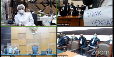 Majelis Hakim Akhirnya Putuskan Sidang Perdana Rizieq Shihab Ditunda