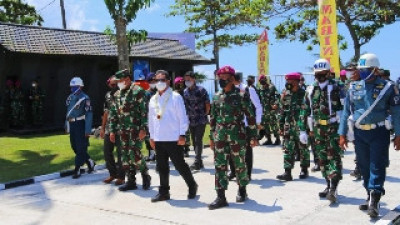 Menteri KKP Kunjungi Puslatpurmar 7 Lampon