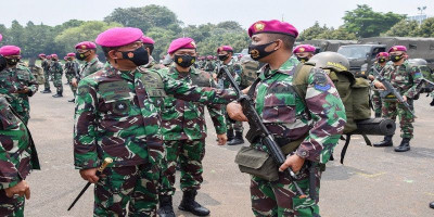 Komandan Pasmar 1 Pimpin Apel Gelar Kesiapan Personel Dan Kelengkapan Satgas Pengamanan Pulau Terluar 
