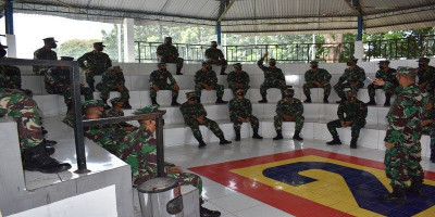 Prajurit Yonif 2 Marinir Terima Pelajaran Mobile Udara