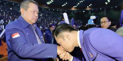 AHY-SBY Disebut Lebih Terhormat Jika Minta Maaf Secara Terbuka ke Jokowi