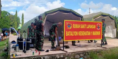 Marinir Dirikan Posko Kesehatan di Lembata 