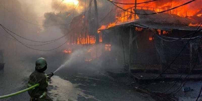 Pasar Kambing Tanah Abang Terbakar, Api Sudah Dapat Dilokalisir