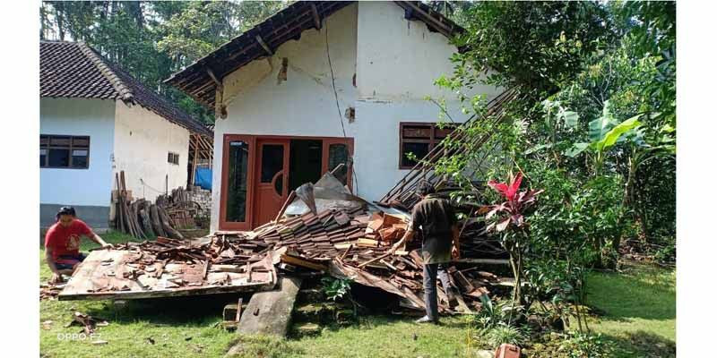 300 Lebih Rumah Rusak Terdampak Gempa