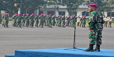 Komandan Brigif 2 Marinir Pimpin Apel Khusus