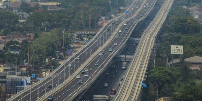 Tol Elevated Japek Ditutup Selama Larangan Mudik, Polisi Periksa Semua Kendaraan yang Melintas