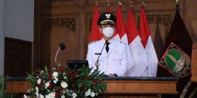 Wali Kota Gibran Diminta Larang Perdagangan Daging Anjing di Solo