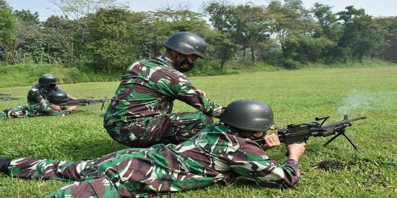 Tetap Berlatih Di Bulan Ramadhan, Yonif 2 Marinir Gelar Latihan Menembak SMR
