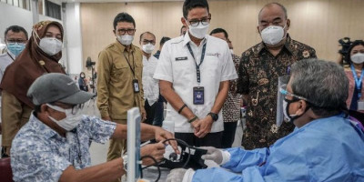 Sandiaga Uno Minta Pemda Perketat Protokol Kesehatan 