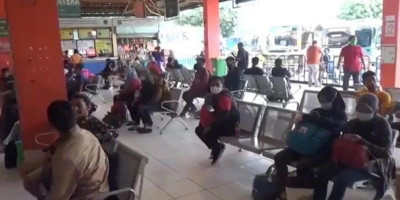 Terminal Kampung Rambutan Mulai Sepi, Penumpang yang Berangkat Cuma 344 Orang 
