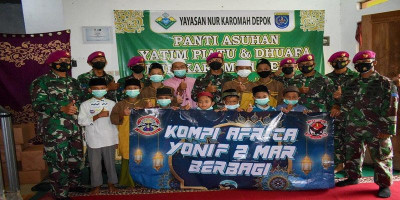 Kompi A Yonif 2 Marinir Berbagi Tali Asih di Panti Asuhan Nur Karomah
